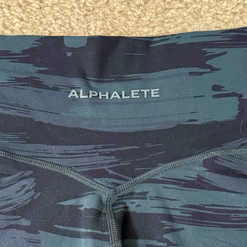 Alphalete leggings